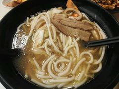 -鑫花溪牛肉米粉(凤凰街创始总店)