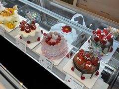 -花花卷卷·鲜食蛋糕(静安久光百货店)
