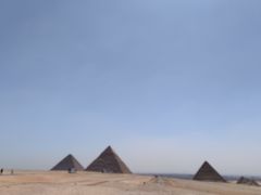 -吉萨金字塔群