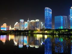 -万绿园
