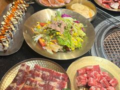 -韩烧牛中牛·甄选黑牛烤肉(黑金店)
