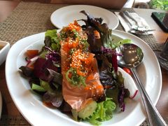 -Chom Cafe and Restaurant