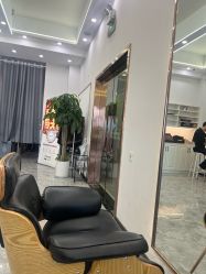 -V8潮牌·接发烫染连锁