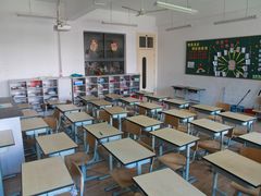 -上海市黄浦区卢湾第一中心小学