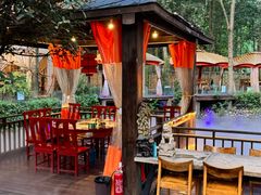 -二荆条·蜀鲜汇城市森林火锅