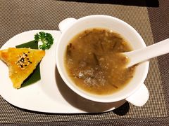 海带绿豆沙配蜜汁叉烧酥-浙江安吉JW万豪酒店·万豪中餐厅