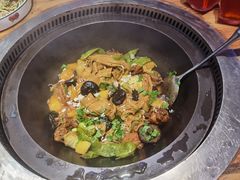 -山河屯铁锅炖·非遗东北菜(南山店)