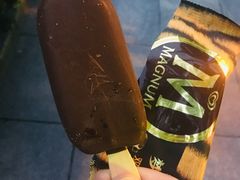 -全家便利店(襄阳南路店)