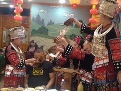 -亮欢寨酸汤鱼(沙冲路店)