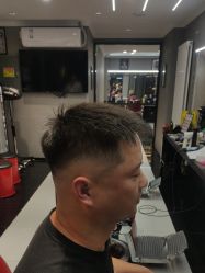 -好先生男士理发馆