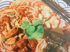 -陇上全荟兰州传统牛肉面(延吉路店)