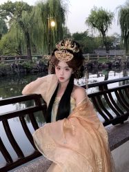 -一揽芳华汉服旗袍体验馆(拙政园店)