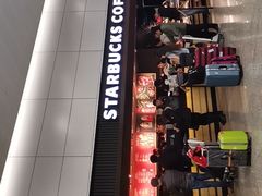 -星巴克(浦东机场T2到达店)