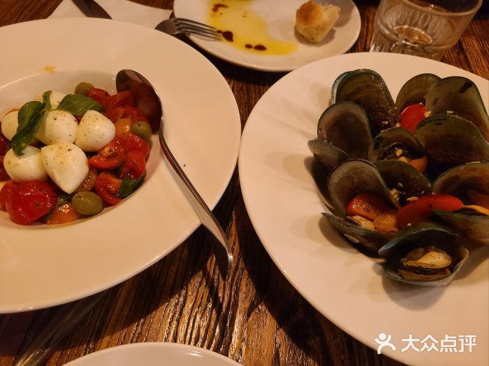 La Vite意大利餐厅酒馆(乌鲁木齐店)白酒烩法国青口图片