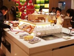 -上海浦东假日酒店