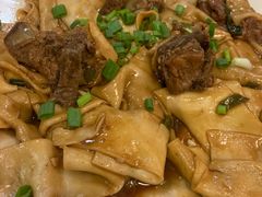 -壹阁胡羊焖饼(特色小吃街店)