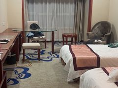 -兴芮温泉度假区