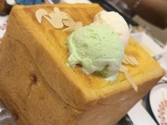 -隆隆金大茶楼(地王广场店)