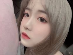 -变画·发型STUDIO