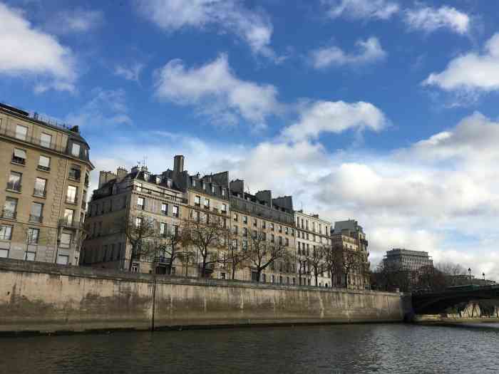 都尔奈勒桥-"都尔奈勒桥,又叫德拉托内尔桥. 在塞纳."-大众点评移动版