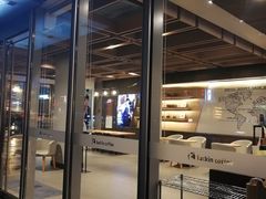 门面-瑞幸咖啡(杭州绿地中央店)