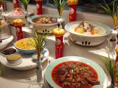 -有红鸡毛店·川菜(建设路店)