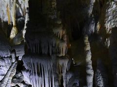 -波斯托伊纳溶洞