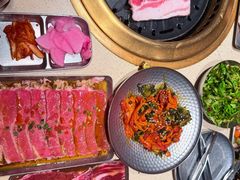 -Ant 蚂蚁洞烤肉·大营地(上海静安大悦城店)
