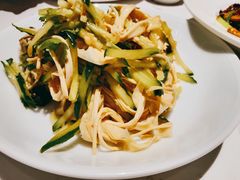 凉拌鲜豆皮-关东小磨东北菜(漕河泾印象城店)