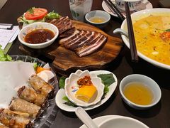 -大头虾越式风味餐厅(光明广场店)