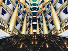 -迪拜帆船酒店海底餐厅