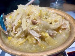 大骨头炖酸菜-关东小磨东北菜(漕河泾印象城店)