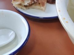 -铁东熏肉大饼铺老二马路黑牌子