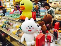 -line friends(明洞旗舰店)