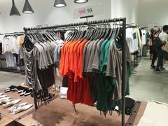 -URBAN REVIVO(西安Momopark店)