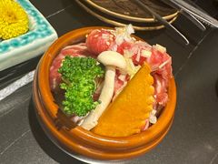 -山川小町·极番烧肉(新地假日广场店)