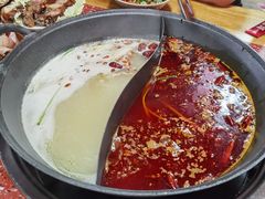 -赵美丽·重庆社区火锅·直营店(火车东站·中豪国际店)