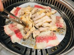 -烤路里·韩国品质自助烤肉(石路天虹4号店)