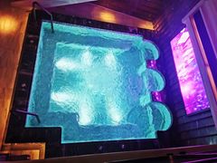 -浅深(世茂滨江精品店)