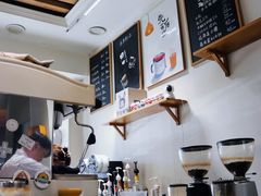 -留白咖啡(人民巷八号大院店)