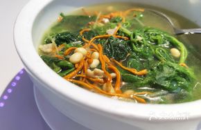 Stewed Yellow Beans with Wild Mulberry Leaves