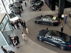 -奔驰上海利星(七宝店)