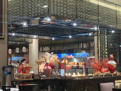 -广州万富希尔顿酒店·感趣自助餐厅·金秋蟹宴生蚝海鲜刺身烧烤
