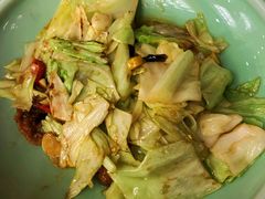 油渣炒莲白-陈麻婆豆腐总店