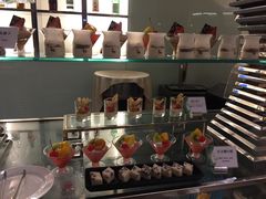 -亮马河饭店翠雅咖啡厅