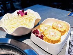 -生活如沸·顺德水牛奶火锅(人民广场店)