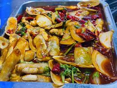 -马路牙子烧烤音乐酒馆(望京店)