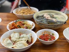 -中和裴氏蹄花(府河路店)