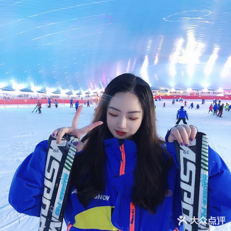 温州首家超大室内滑雪场！