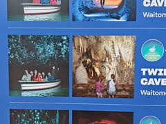 -怀托摩萤火虫洞